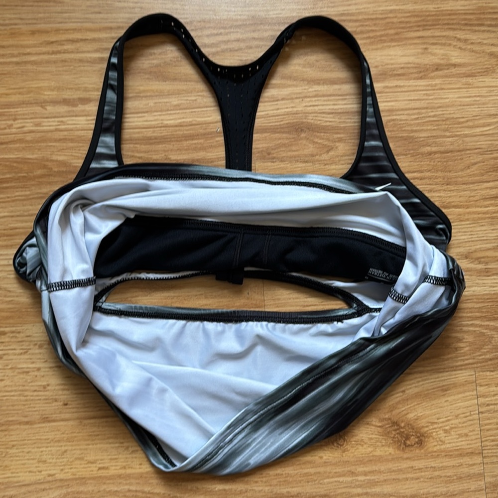 Nike Striped Racerback Swim Top - size M - Picture 5 of 8